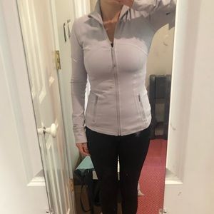 Lululemon define jacket size 4